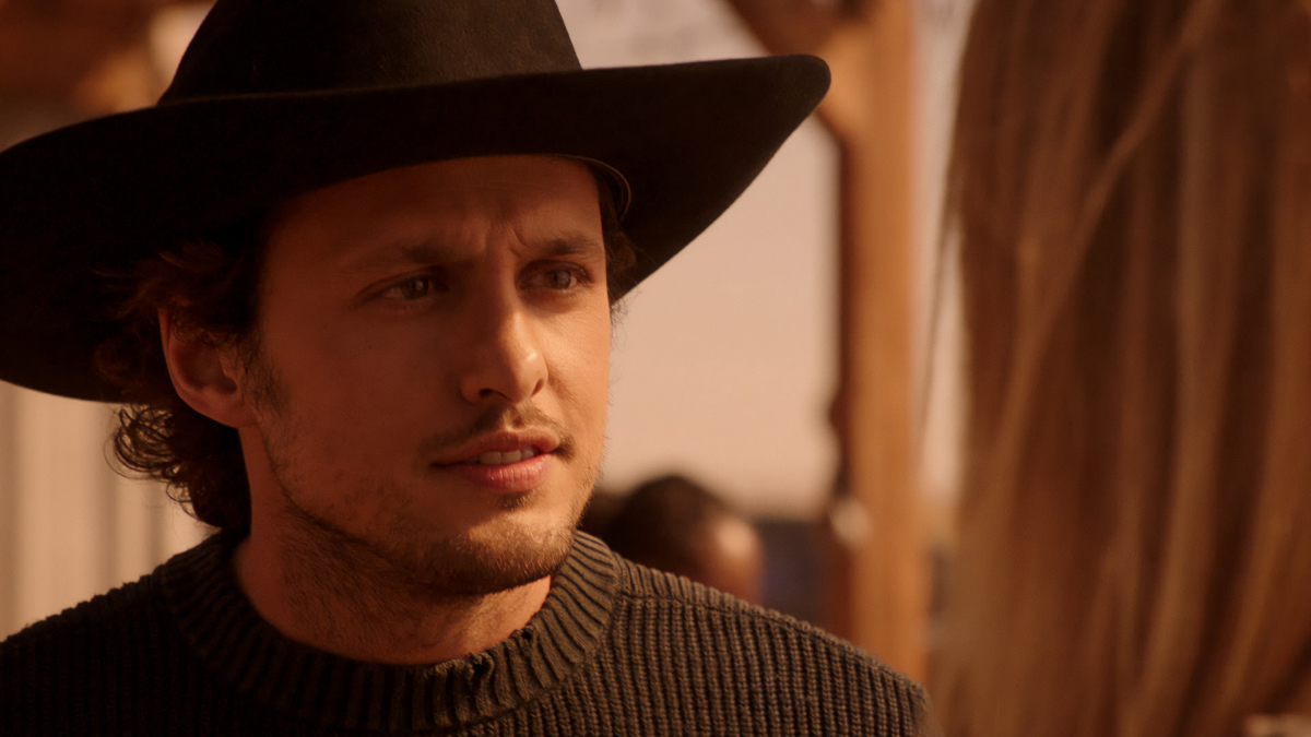 Preview — Roswell, New Mexico Season 3 Episode 1 Hands TellTale TV