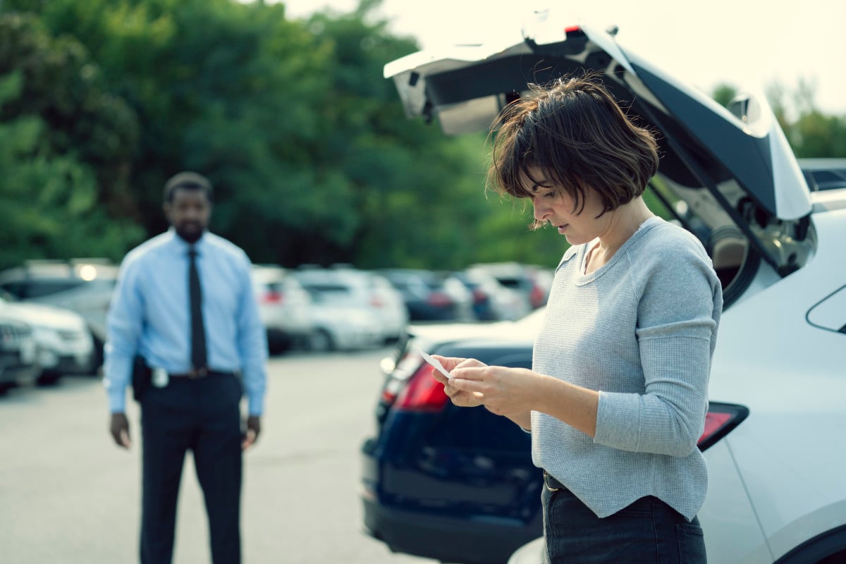 Coroner Season 3 Episode 1 | Tell-Tale TV Coroner Season 3 Episode 1