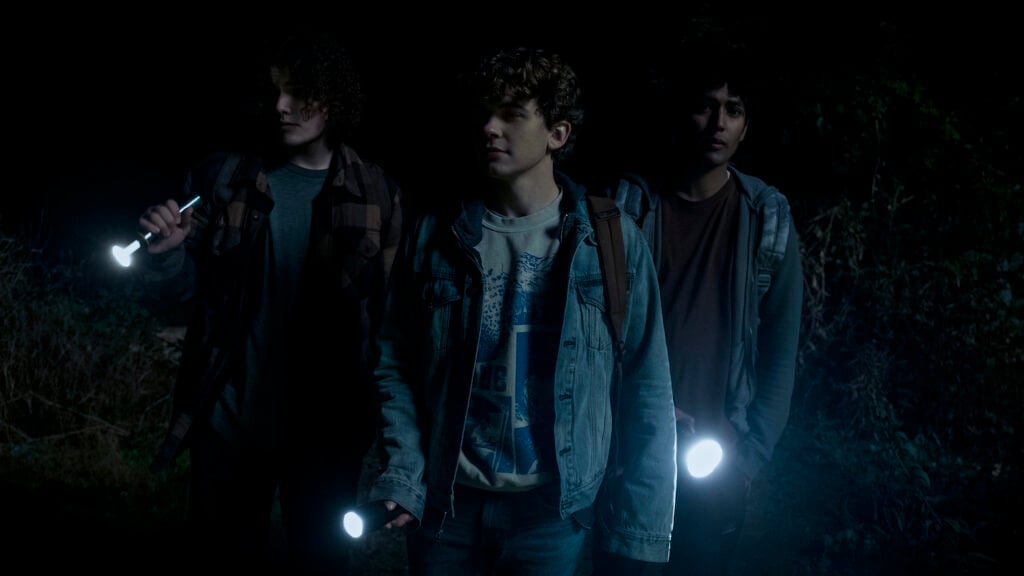 Midnight Mass Season 1 Episode 1