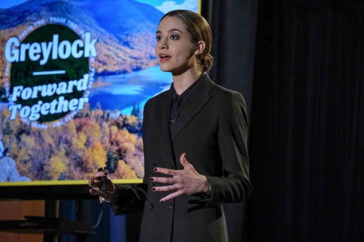 The Republic of Sarah Season 1 Episode 12