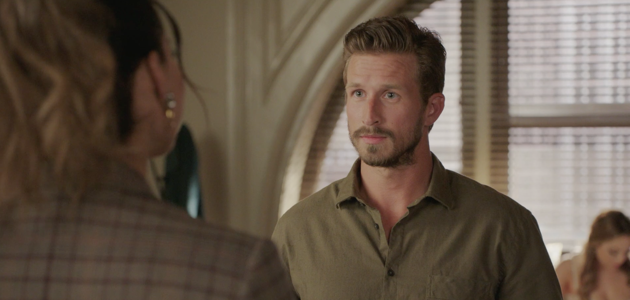 Dynasty Season 4 Episode 16, "The British Are Coming."