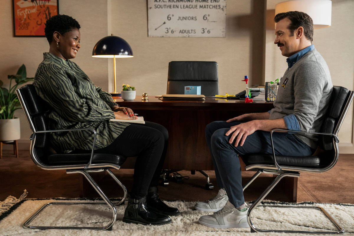 Ted_Lasso_Photo_020702