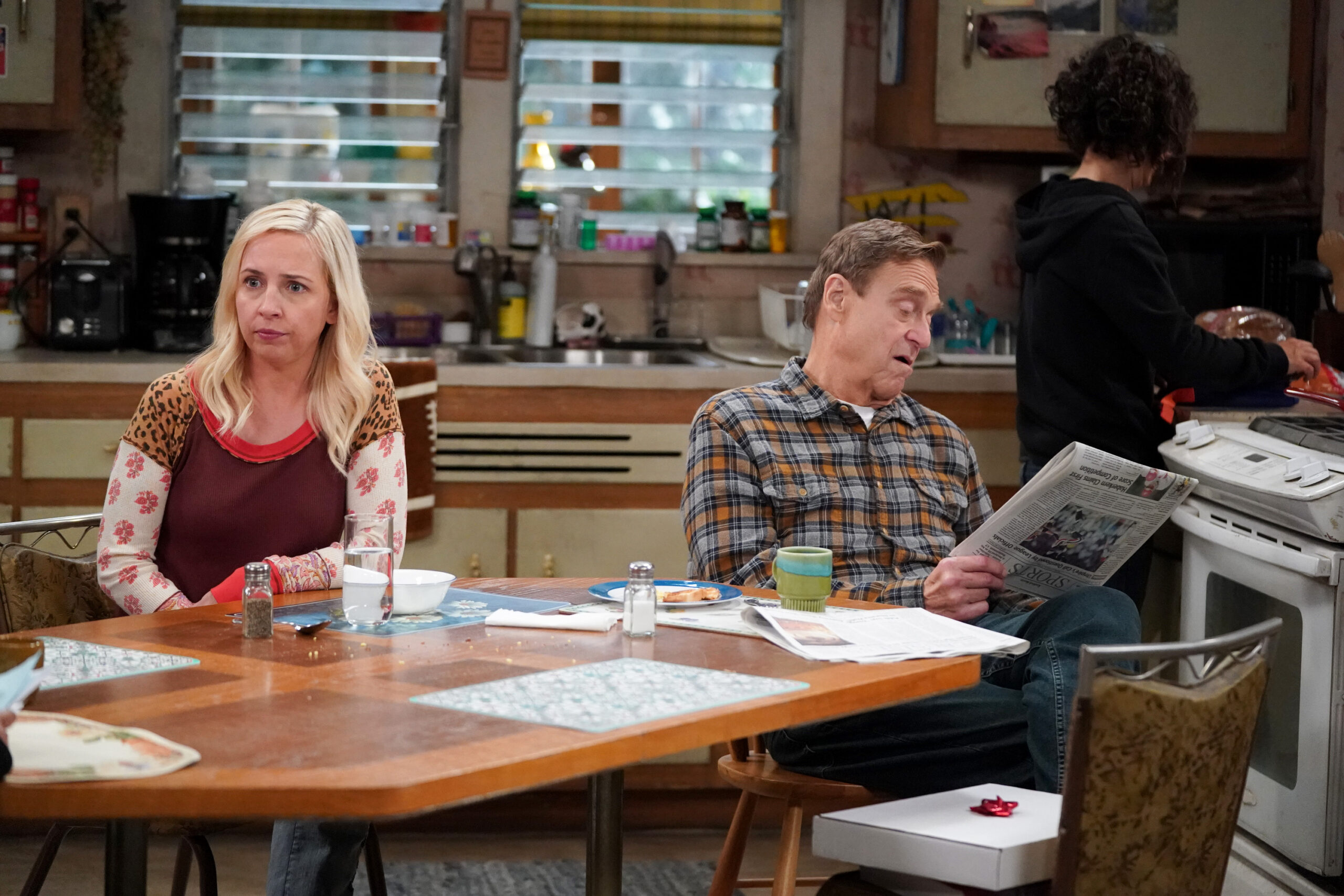 LECY GORANSON, JOHN GOODMAN