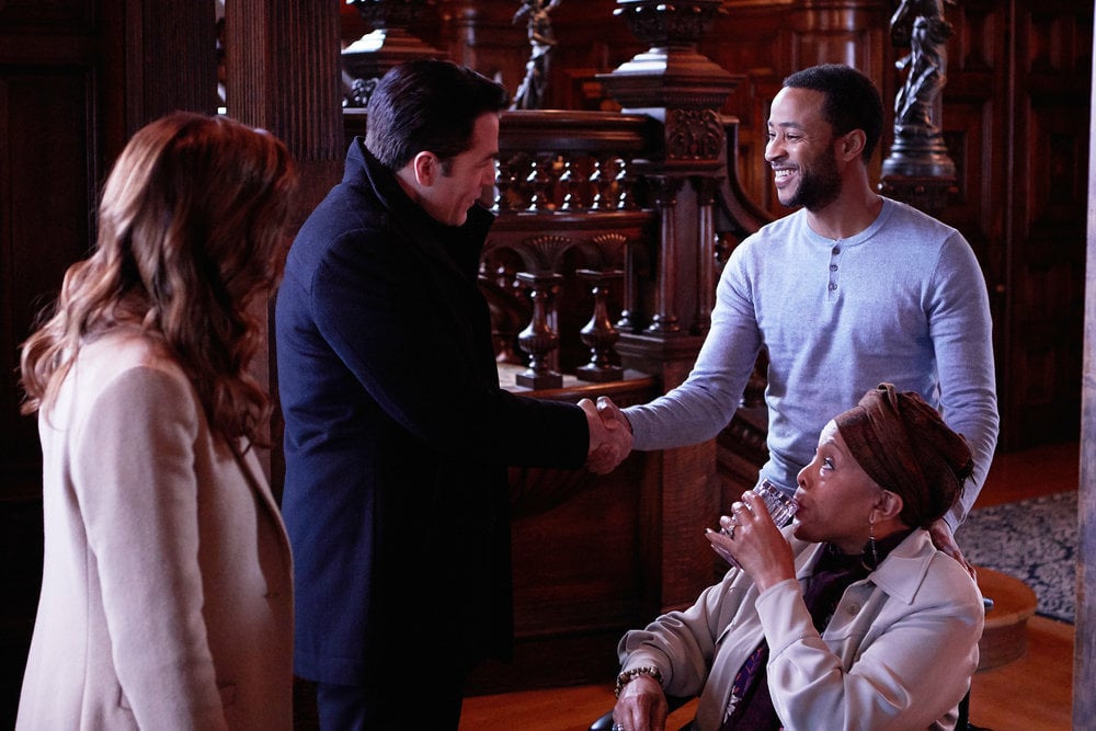 SurrealEstate - Season 1 Episode 9 - White Wedding