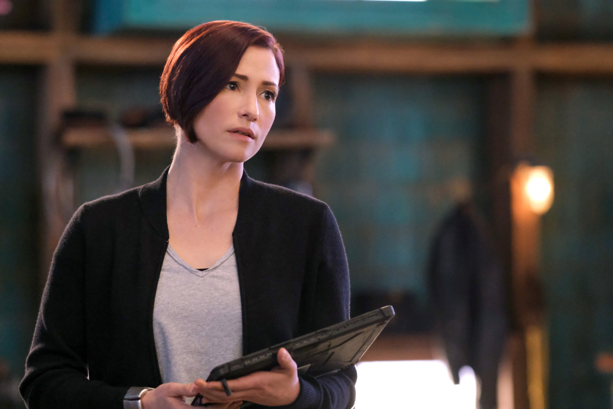 Supergirl Season 6 Episode 10 | Tell-Tale TV Supergirl Season 6 Episode 10