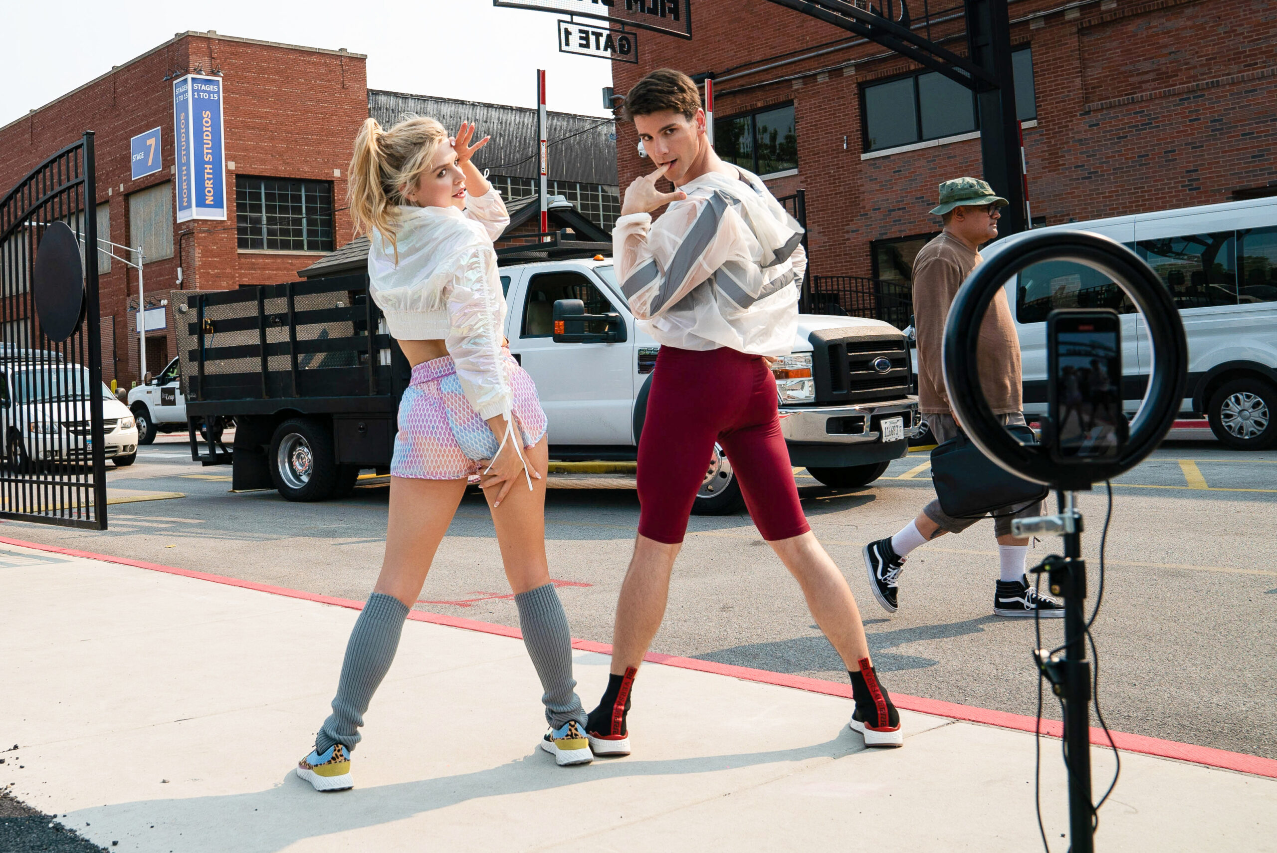 TBL-S1-102_SCN10_JW0063