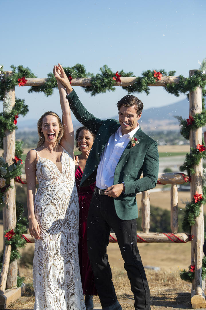 A California Christmas: City Lights