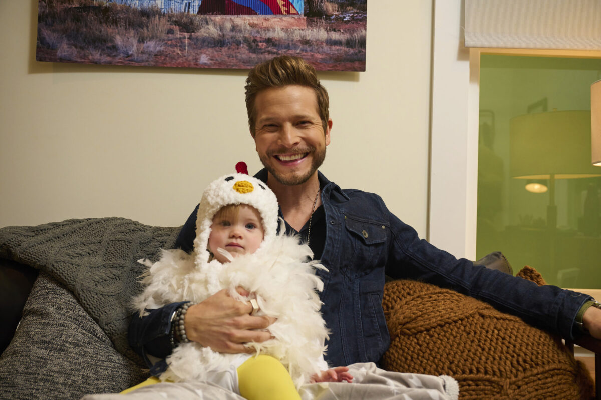 The Resident Season 5 Episode 5 Matt Czuchry as Conrad with Gigi Halloween Costume