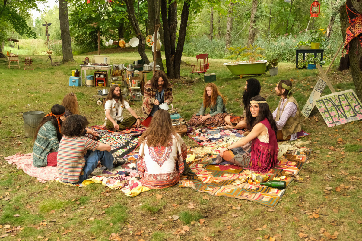 Ghosts Season 1 Episode 7