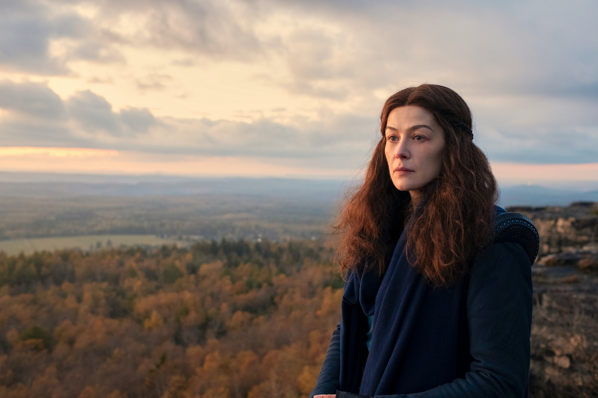The Wheel of Time Season 1 Episode 2 | Tell-Tale TV The Wheel of Time Season 1 Episode 2 The Wheel of Time Review: Leavetaking / Shadow’s Waiting / A Place of Safety (Season 1 Episodes 1-3)