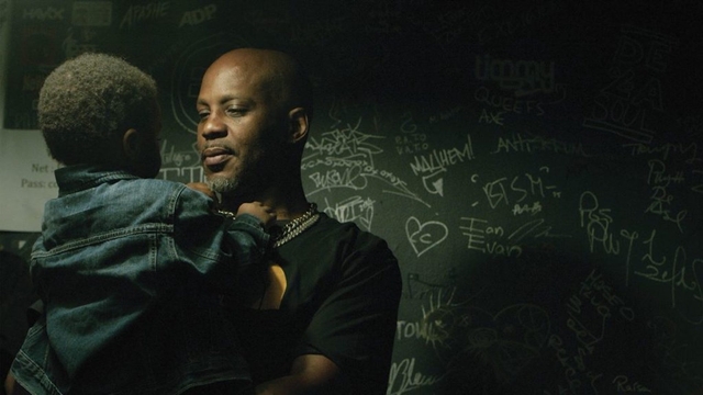 earl-dmx-simmons-with-his-son-exodus-in-the-green-room-at-the-el-rey-theater-in-albuquerque-nm-2019-