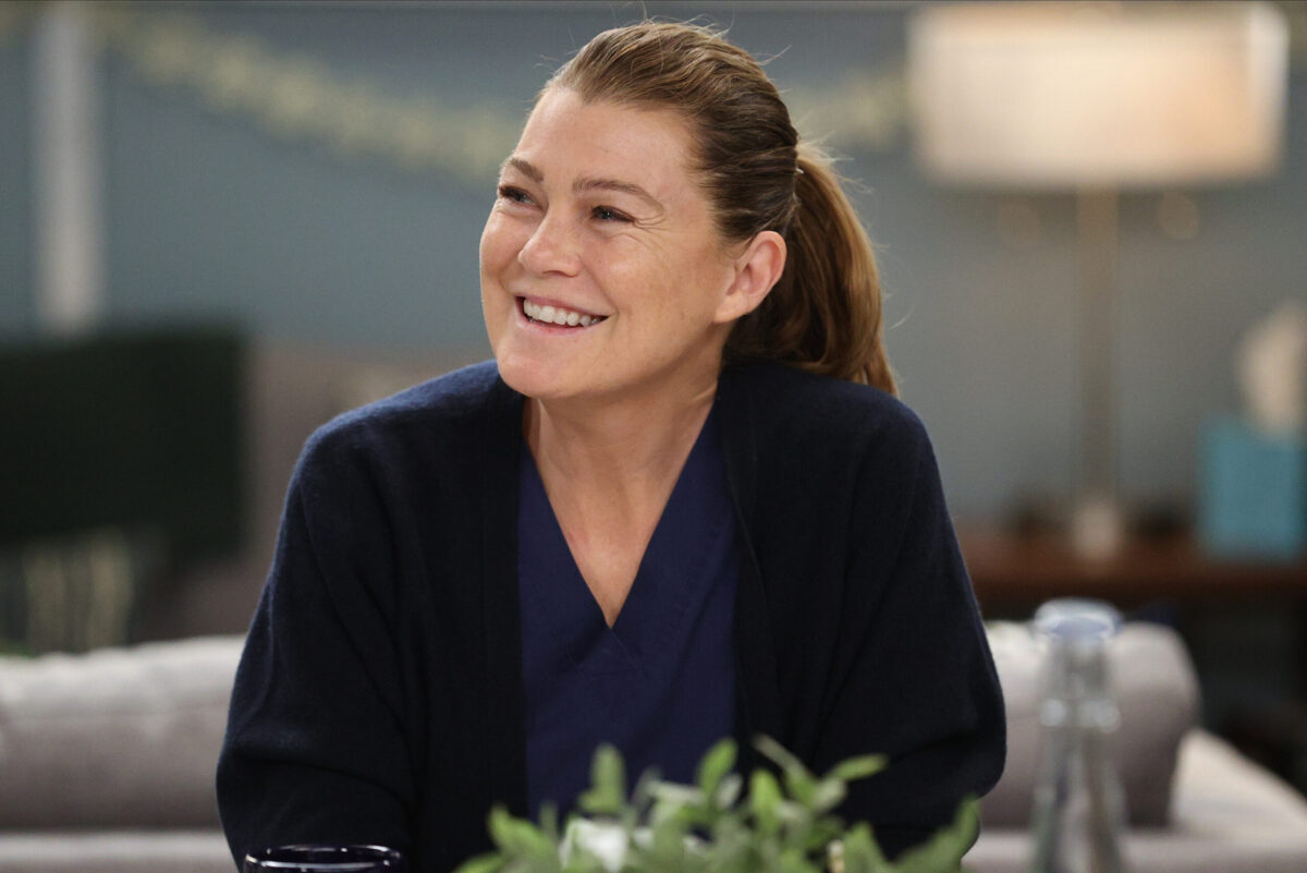 ELLEN POMPEO as meredith grey in Grey's Anatomy Season 18 Episode 8 -- winter finale | Tell-Tale TV ELLEN POMPEO as meredith grey in Grey's Anatomy Season 18 Episode 8