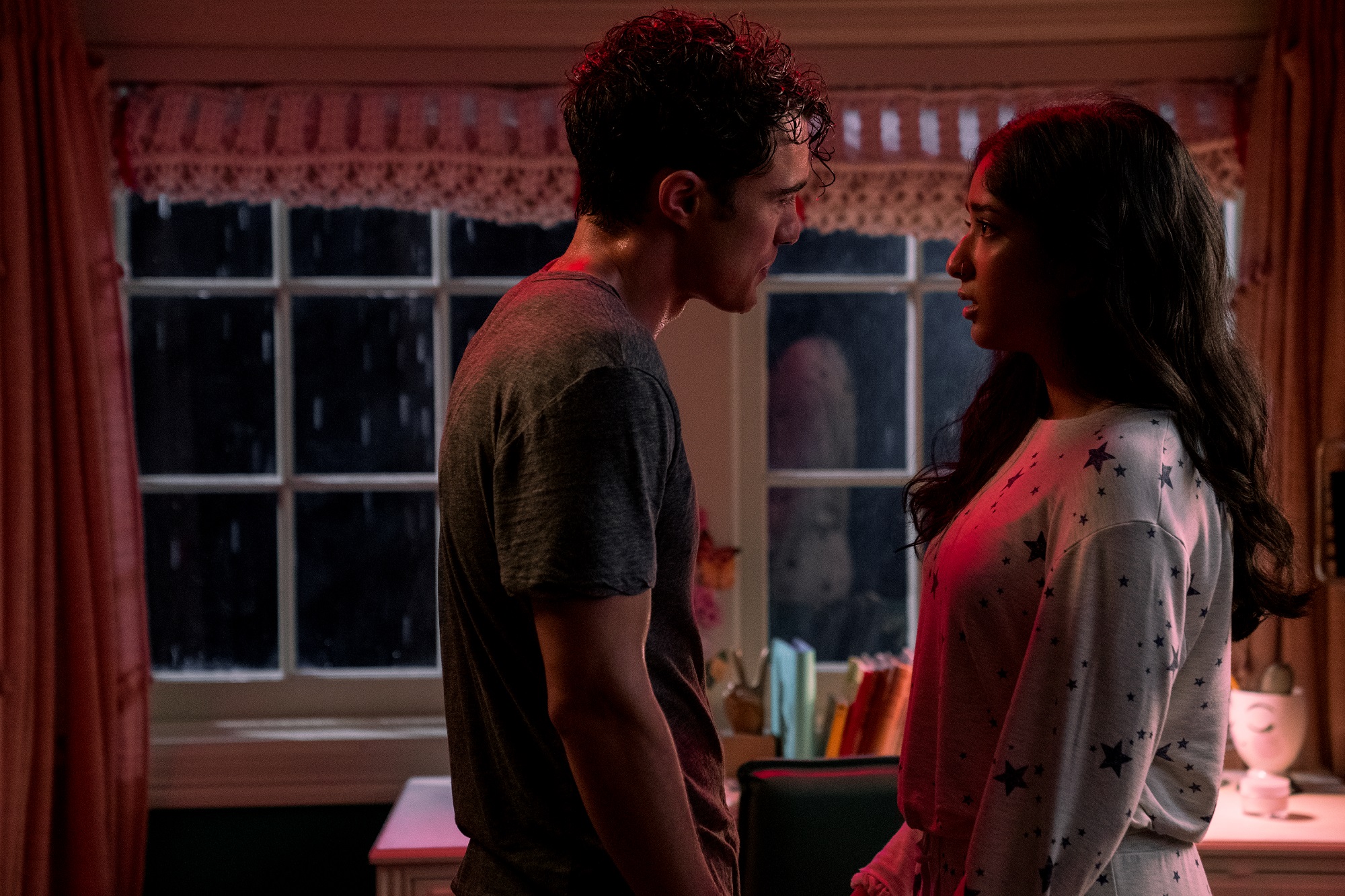 Never Have I Ever/Devi and Paxton | Tell-Tale TV Never Have I Ever/Devi and Paxton
