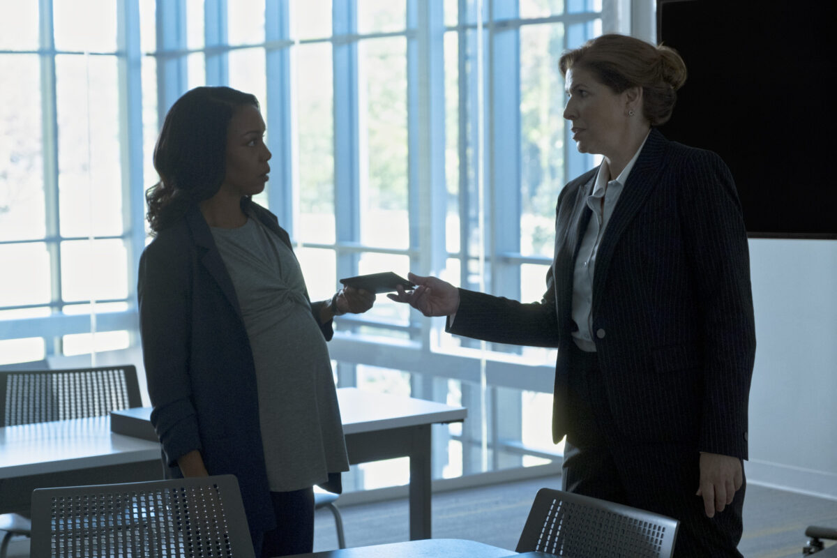 OZARK_401_Unit_01062R | Tell-Tale TV OZARK_401_Unit_01062R