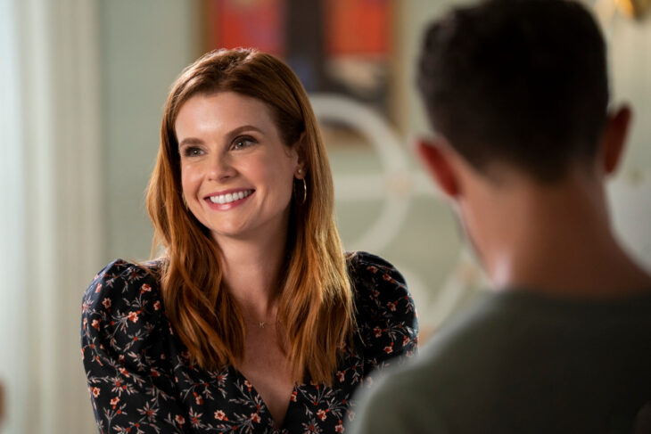 Happy's Place Season 2 Sets Another Reba Reunion with JoAnna Garcia Swisher