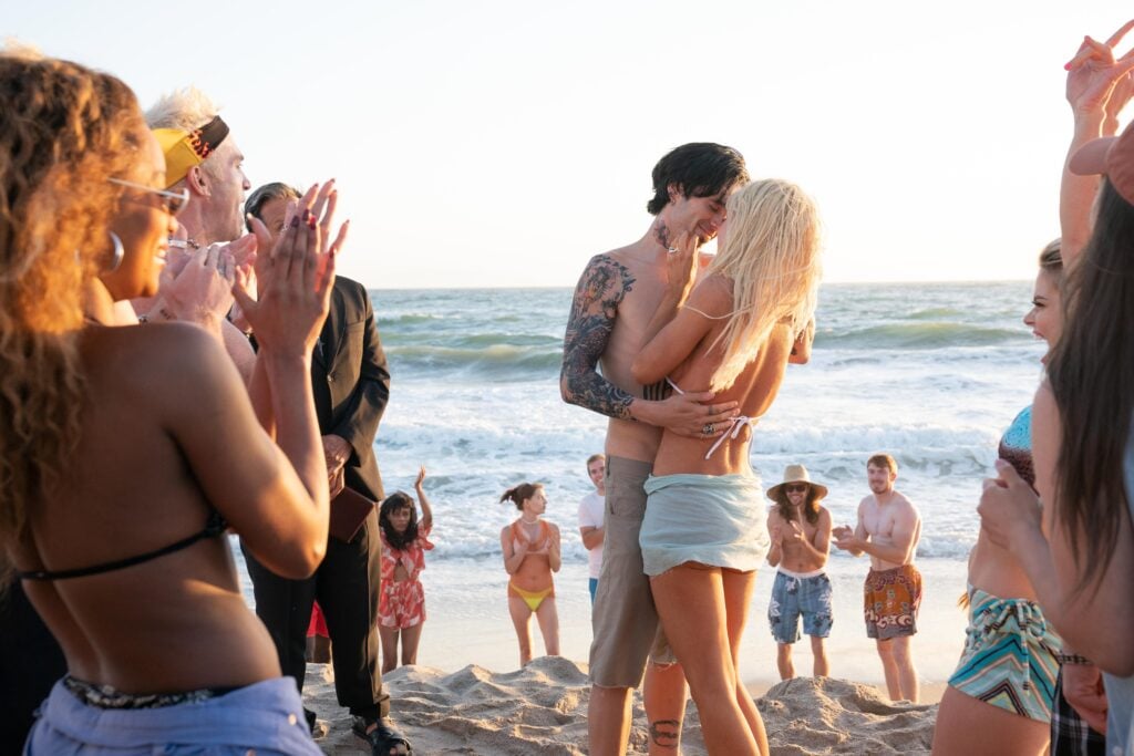 Pam & Tommy - Season 1 Episode 2 - I Love You, Tommy