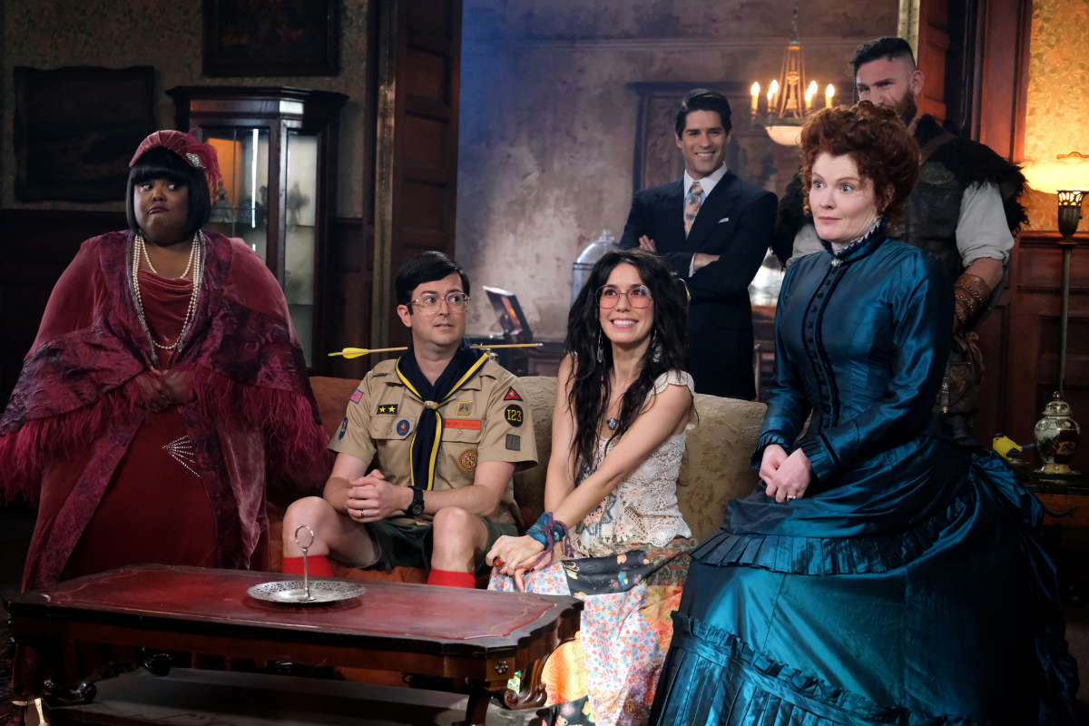 Ghosts Season 1 Episode 15, "Thorapy"