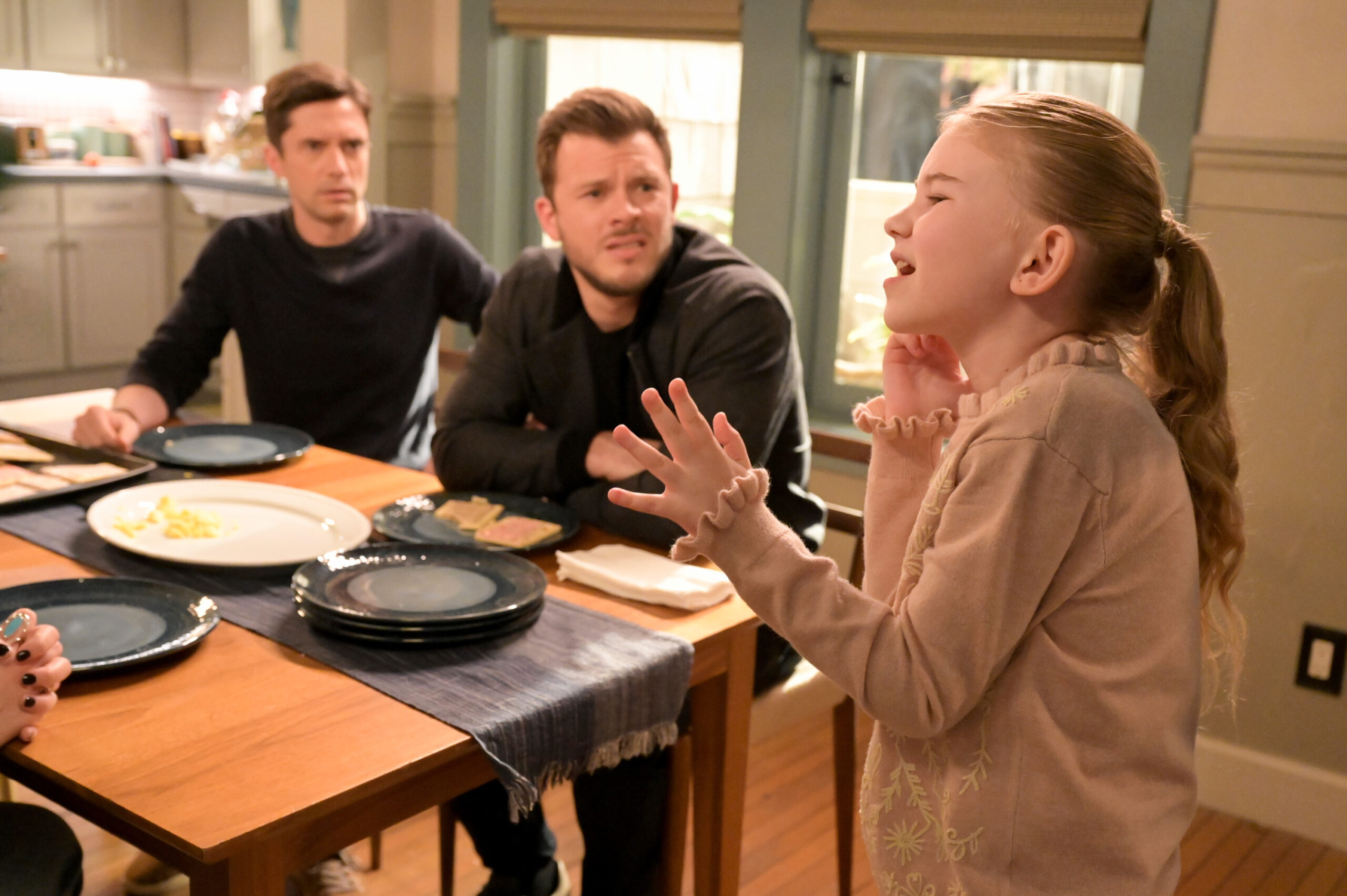 HOME ECONOMICS Season 2 Episode 16, “Keg of Light Beer, 0” TOPHER GRACE, JIMMY TATRO, SHILOH BEARMAN