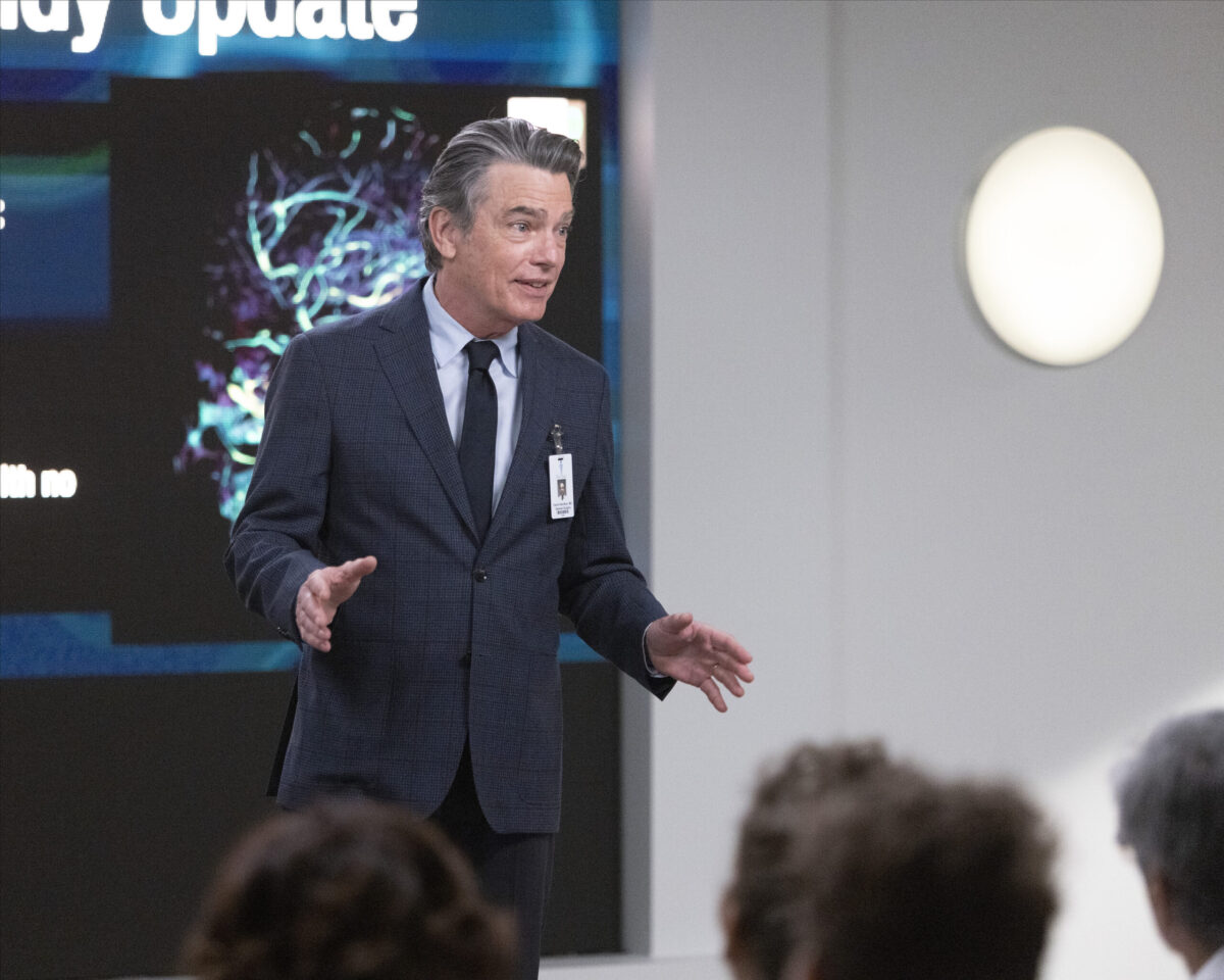 PETER GALLAGHER Grey's Anatomy Season 18 Episode 13 | Tell-Tale TV PETER GALLAGHER Grey's Anatomy Season 18 Episode 13