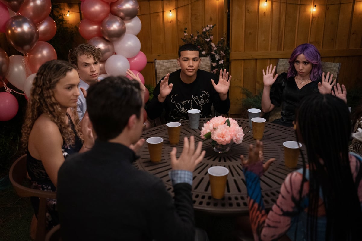 Naomi Season 1 Episode 9 Keep Your Friends Close