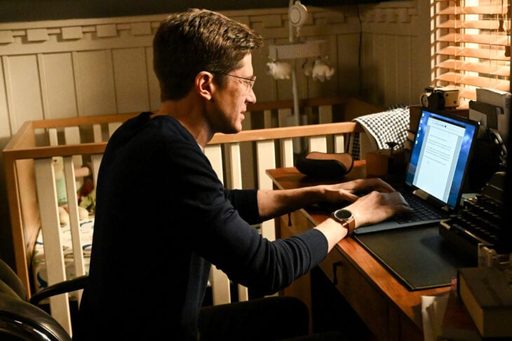 HOME ECONOMICS Season 2 Episode 19, “Animatronic Gorilla, $2,200” TOPHER GRACE