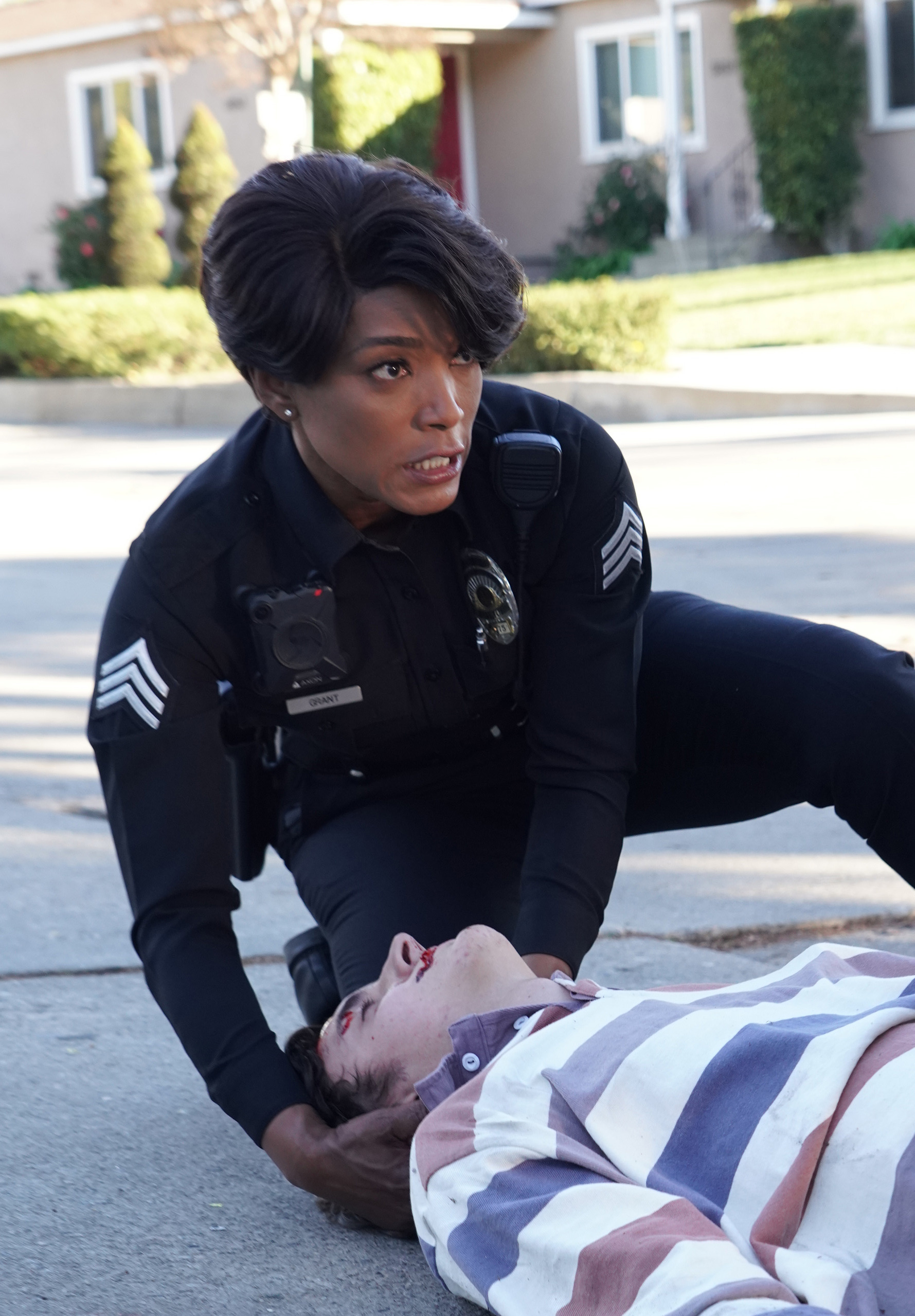 911 Season 5 Episode 14