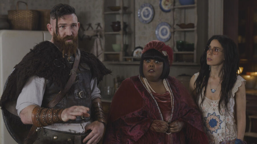 Ghosts Season 1 Episode 18 - "Farnsby & B"