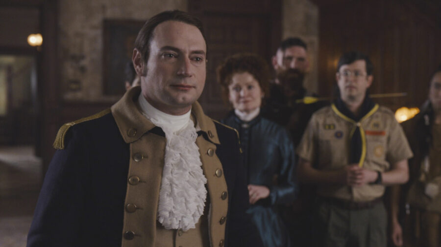 Ghosts Season 1 Episode 18 - "Farnsby & B"