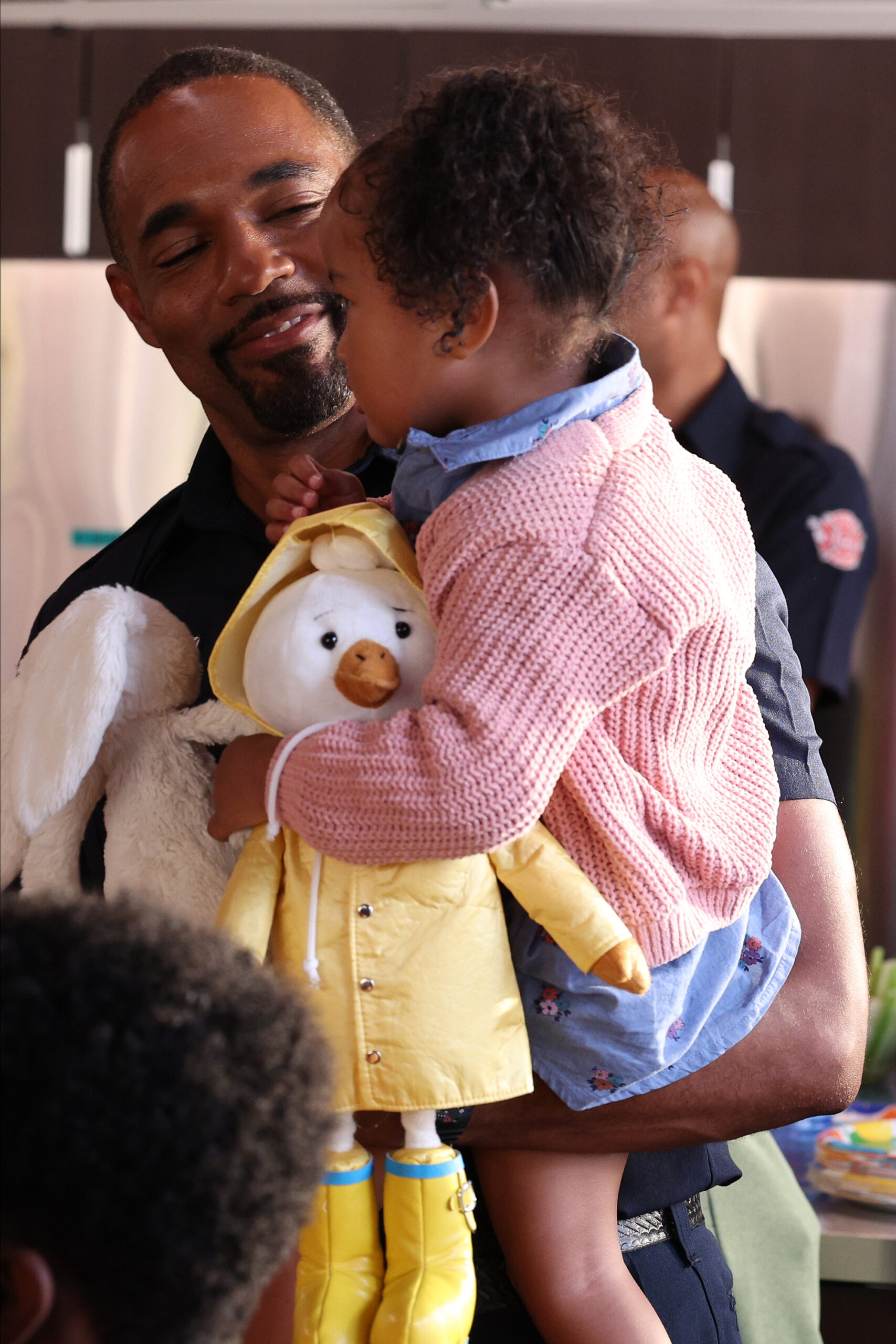 Station 19 Season 5 Episode 18, "Crawl Out Through the Fallout" | Tell-Tale TV Station 19 Season 5 Episode 18, "Crawl Out Through the Fallout"