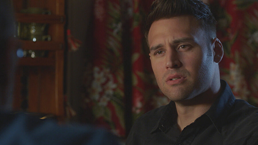 9-1-1 Season 5 Episode 17 - Ryan Guzman