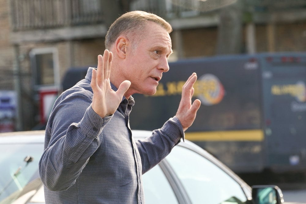 Chicago P.D Season 9 Episode 22, "You and Me" | Tell-Tale TV Chicago P.D Season 9 Episode 22, "You and Me"