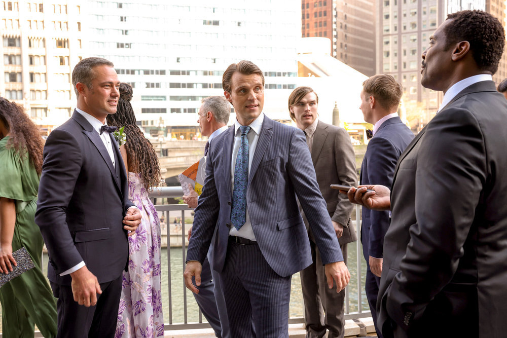 Chicago Fire Taylor Kinney to Take a Leave of Absence