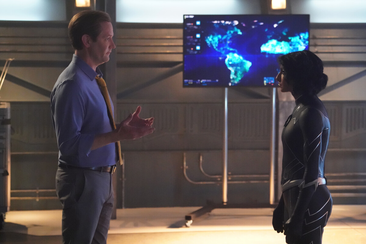 The Flash Season 8 Episode 19 Negative, Part One | Tell-Tale TV The Flash Season 8 Episode 19 Negative, Part One
