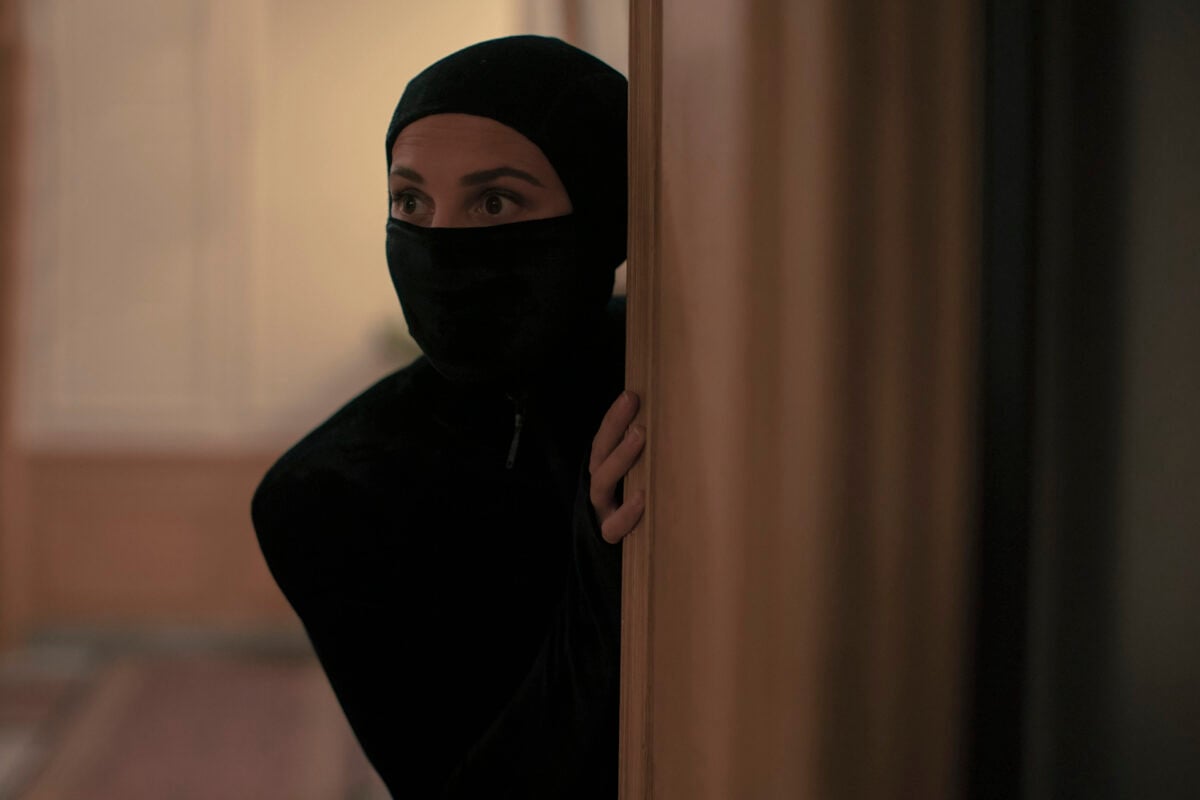 Irma Vep Season 1 Episode 4, alicia vikander | Tell-Tale TV Irma Vep Season 1 Episode 4, alicia vikander