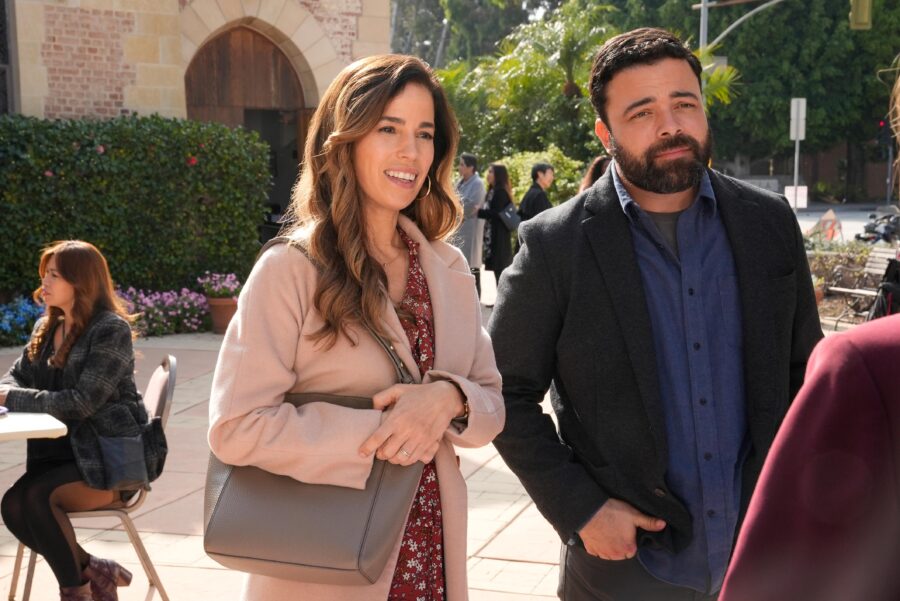 Love, Victor - Season 3 Episode 3 - The Setup