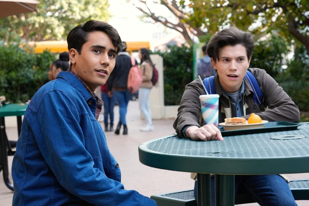 Love, Victor - Season 3 Episode 6 - Agents of Chaos