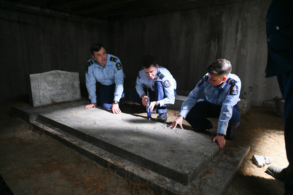 Wellington Paranormal Season 4 Episode 4 Skeleton Crew