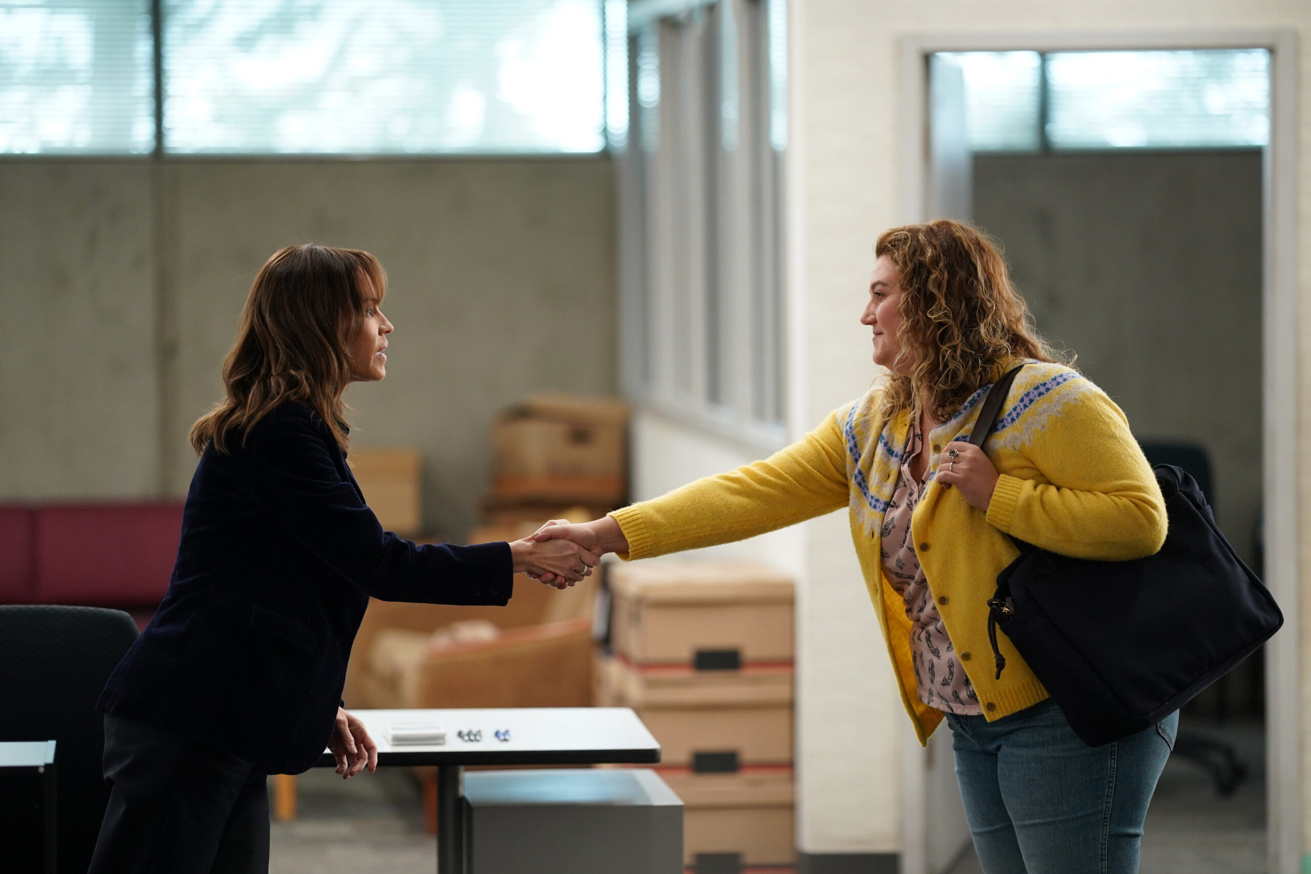 Alaska Daily Season 1 Episode 1 - HILARY SWANK, MEREDITH HOLZMAN Preview — Alaska Daily Season 1 Episode 1: Pilot