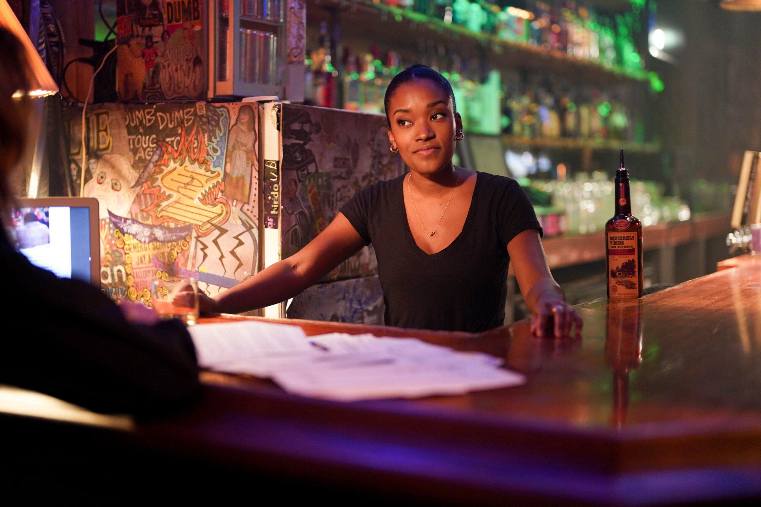 Alaska Daily Season 1 Episode 1 - KOURTNEY BELL Preview — Alaska Daily Season 1 Episode 1: Pilot