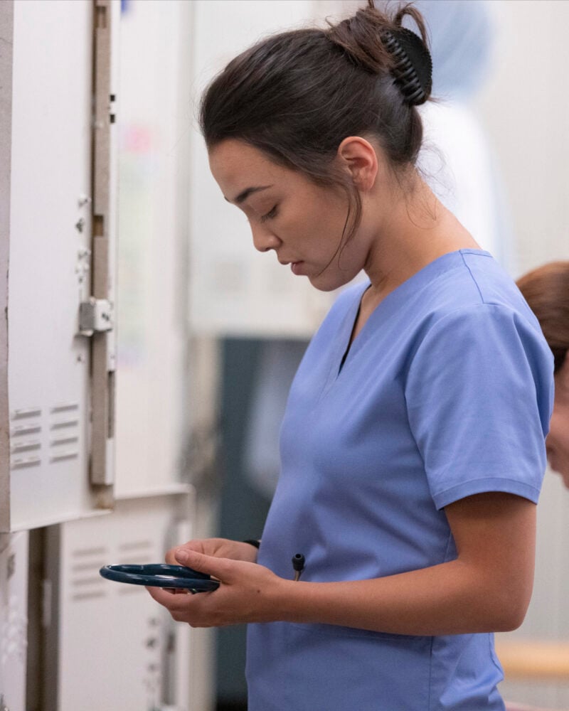 Grey's Anatomy Season 19 Episode 1, Everything Has Changed. MIDORI FRANCIS