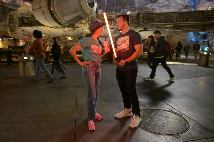 HOME ECONOMICS Season 3 Episode 1, “Mickey Ears, .99” KARLA SOUZA, JIMMY TATRO | Tell-Tale TV HOME ECONOMICS Season 3 Episode 1, “Mickey Ears, .99” KARLA SOUZA, JIMMY TATRO