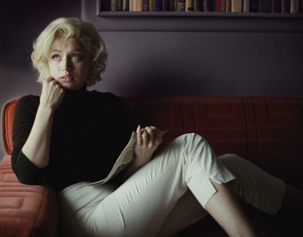 Blonde. Ana de Armas as Marilyn Monroe. Cr. Netflix © 2022 | Tell-Tale TV Blonde. Ana de Armas as Marilyn Monroe. Cr. Netflix © 2022