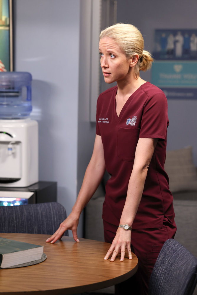Chicago Med - Season 8 Episode 3 - Jessy Schram