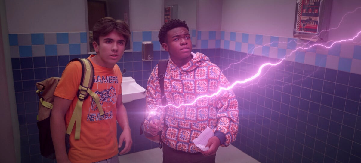 Stargirl Season 3 Episode 2 Frenemies - Chapter Two: The Suspects