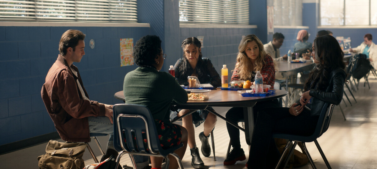 DC’s Stargirl Season 3 Episode 3 Frenemies - Chapter Three: The Blackmail