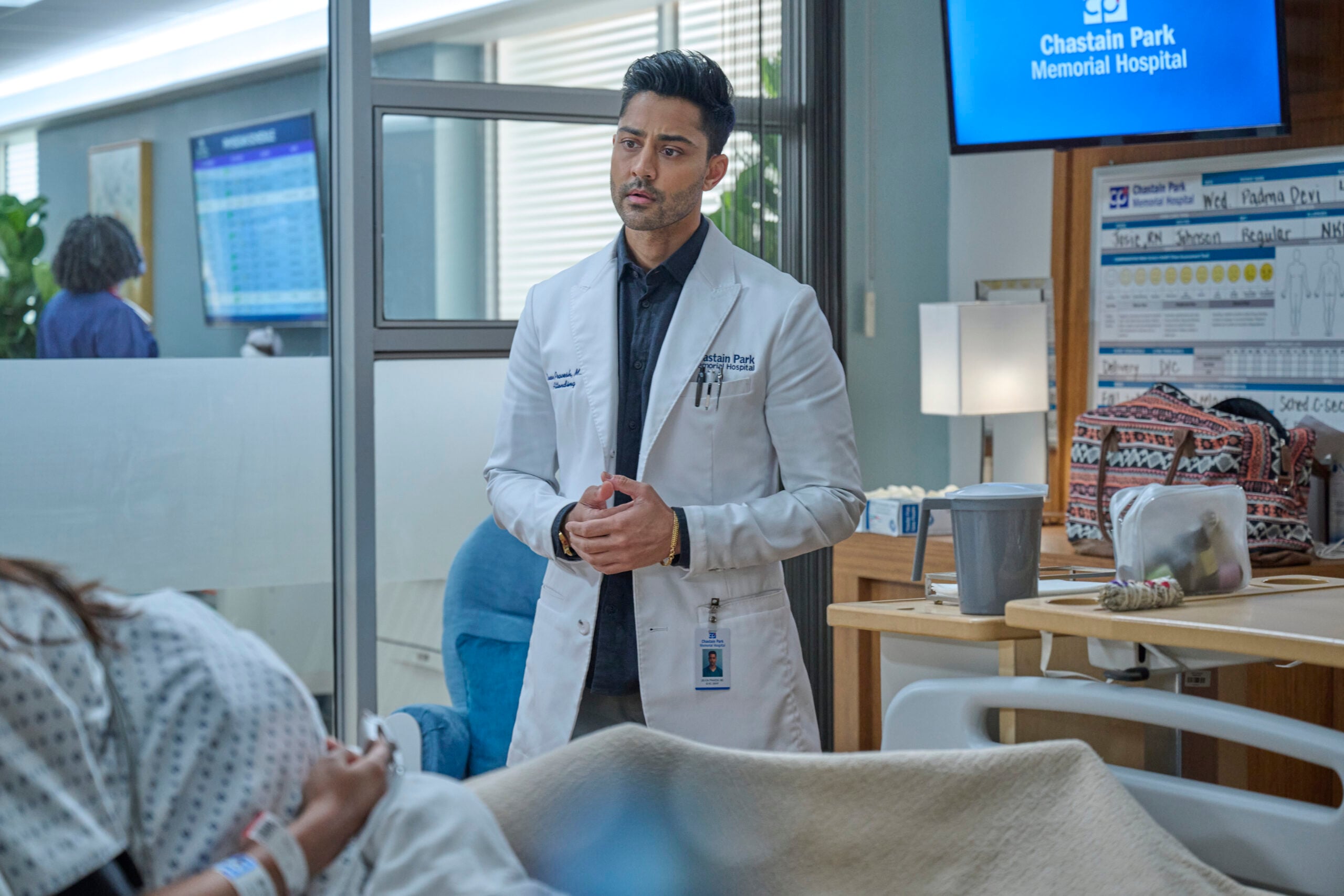 TR-S6_606-The Resident Season 6 Episode 3 - Manish Dayal-TG_0039