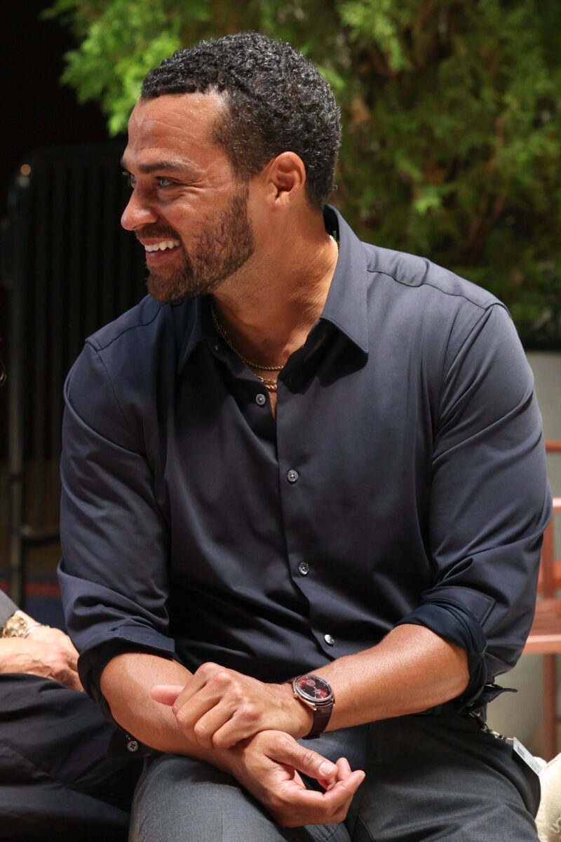 Behind the Scenes - Grey's Anatomy Season 19 Episode 5: When I Get to the Border - JESSE WILLIAMS (DIRECTOR)