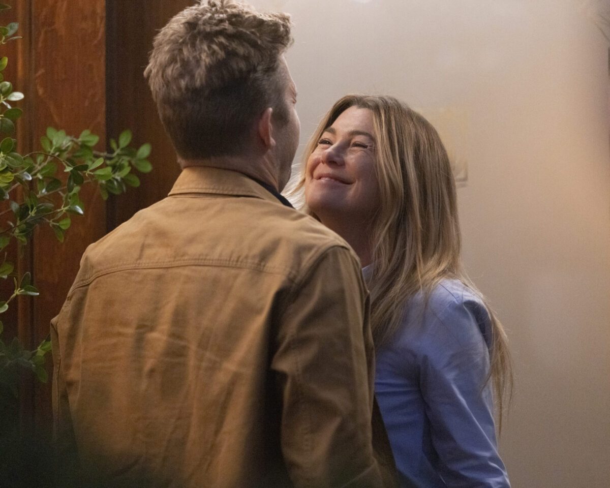 GREY'S ANATOMY Season 19 Episode 3 - Let's Talk About Sex -ELLEN POMPEO