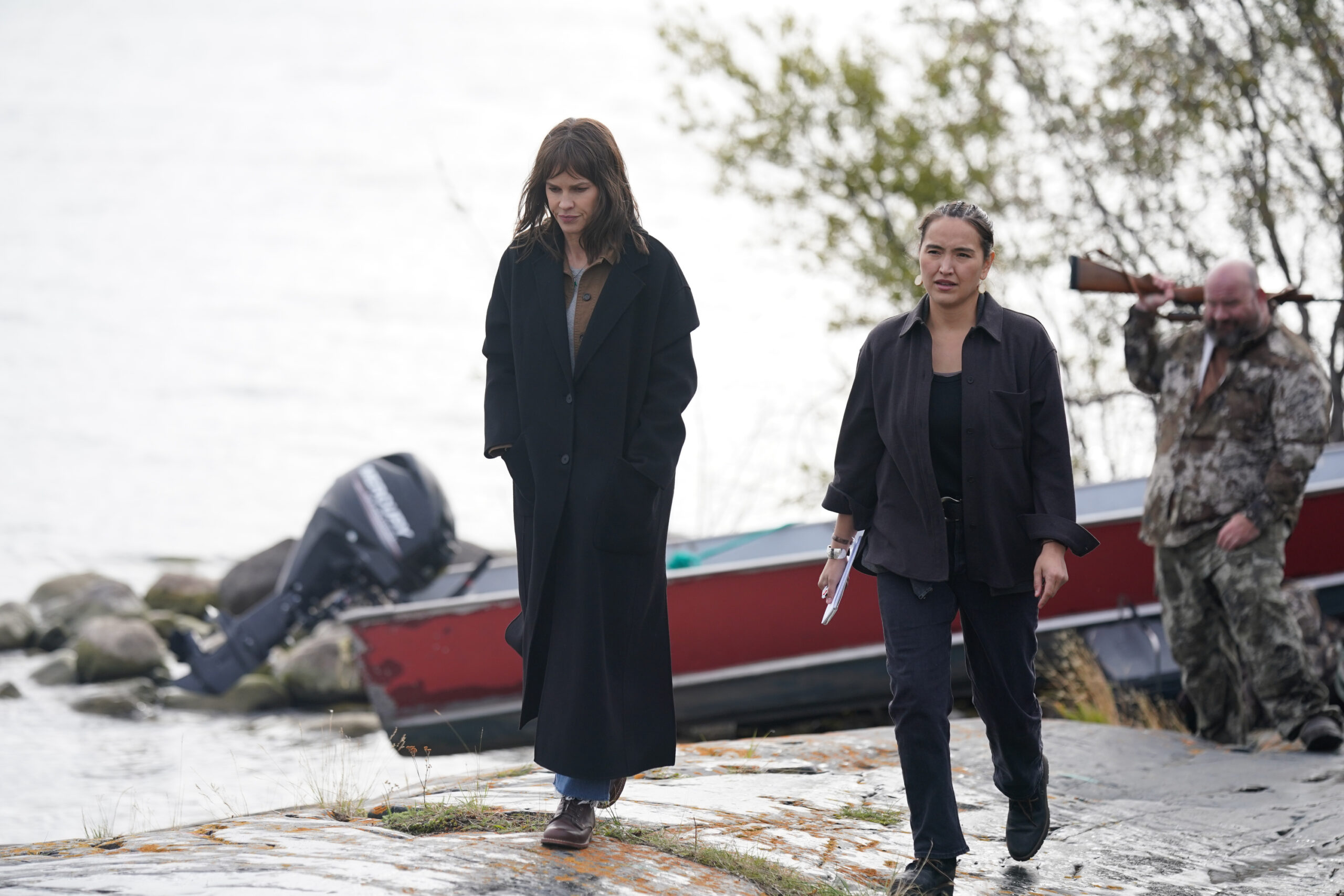 Alaska Daily Season 1 Episode 3 - HILARY SWANK, GRACE DOVE | Tell-Tale TV Alaska Daily Season 1 Episode 3 - HILARY SWANK, GRACE DOVE