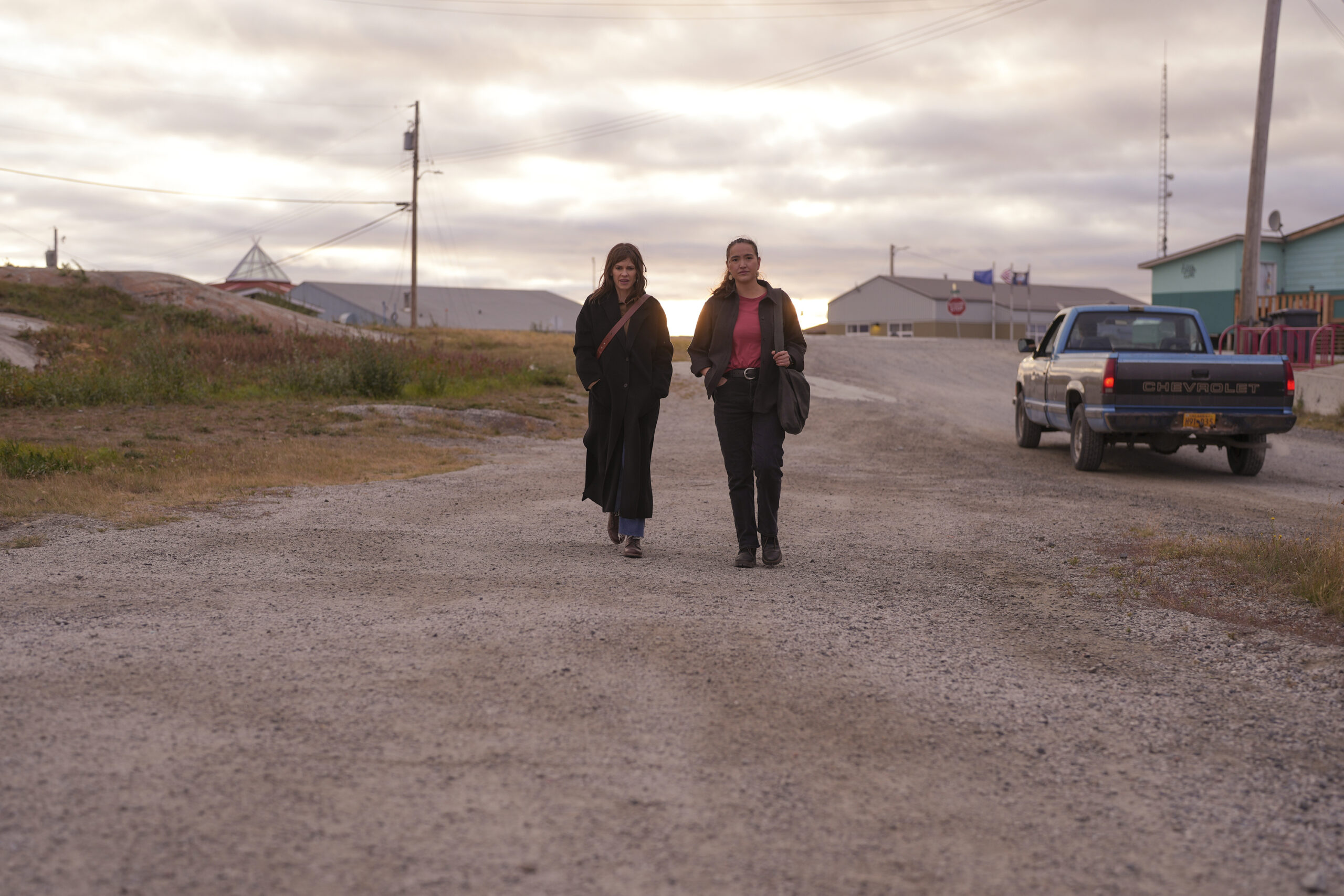 Alaska Daily Season 1 Episode 3 - HILARY SWANK, GRACE DOVE | Tell-Tale TV Alaska Daily Season 1 Episode 3 - HILARY SWANK, GRACE DOVE